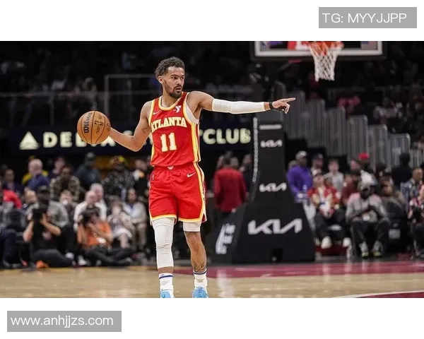 特雷杨引领新时代篮球风潮展现超凡球技与领袖魅力